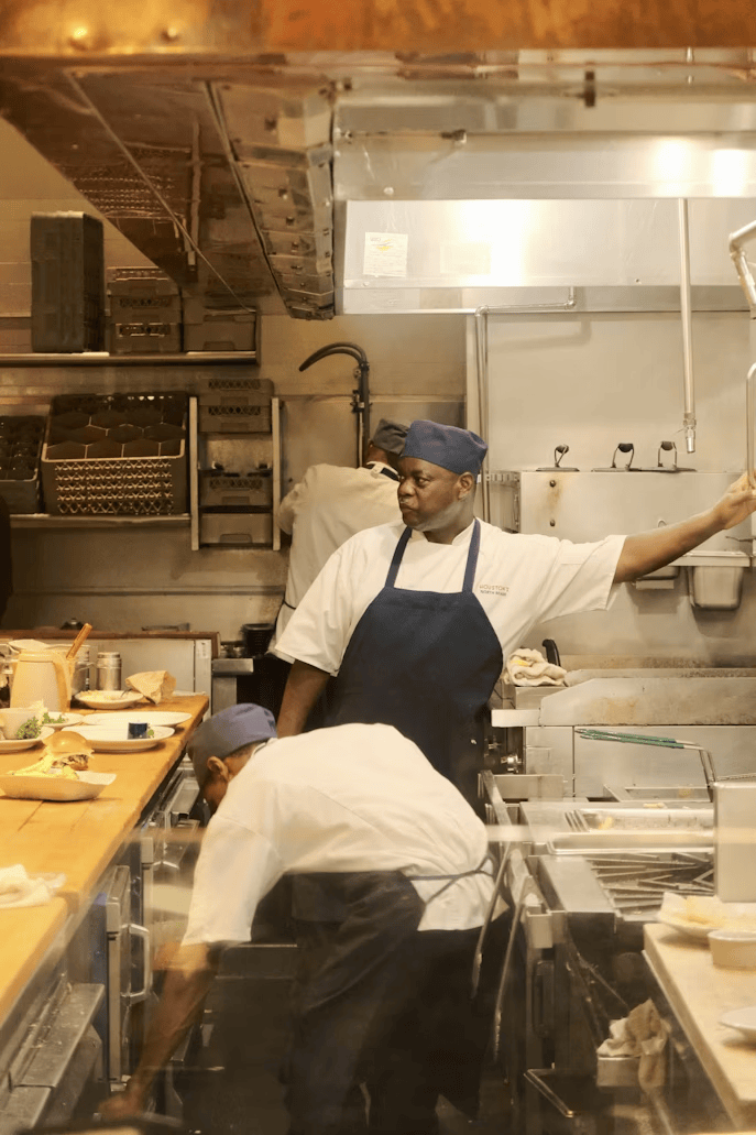 From Food Joint to Busy Restaurant (Restaurant)